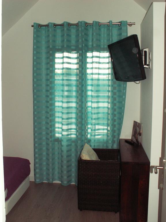 Hotel Du Côté De Chez Jos Bezons Habitación foto